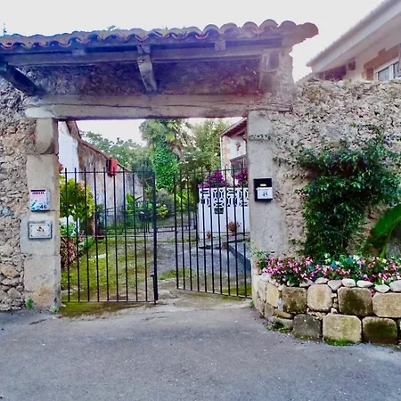 La Buganvilla *